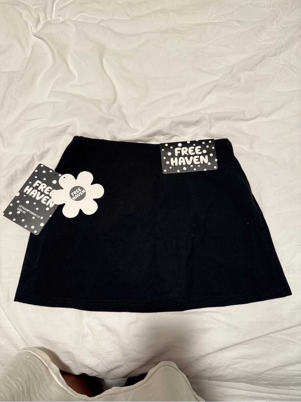 Free Haven Women's Solid Black A-Line Mini Pencil Skirt